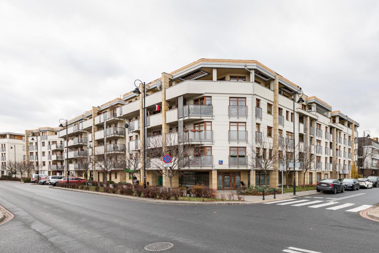 Апартаменти Superapart Wilanowska 7, "Pet-Friendly With Elevator & Parking" Варшава Екстер'єр фото